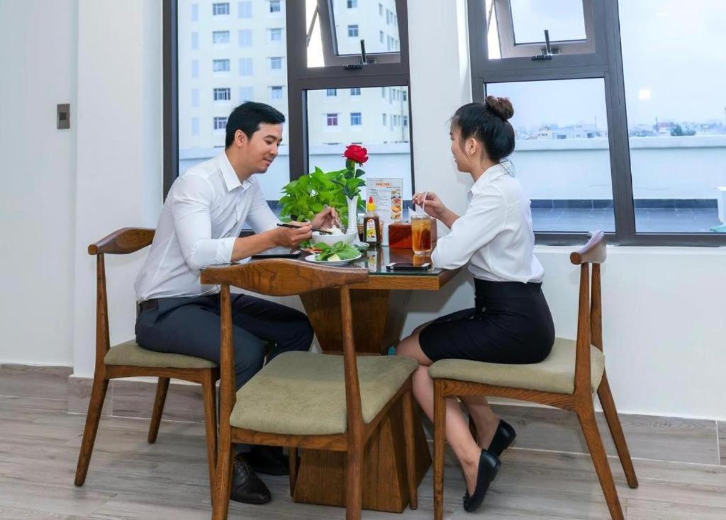Ruby Star Hotel- Near Ben Thanh Market Bandar Ho Chi Minh Luaran gambar